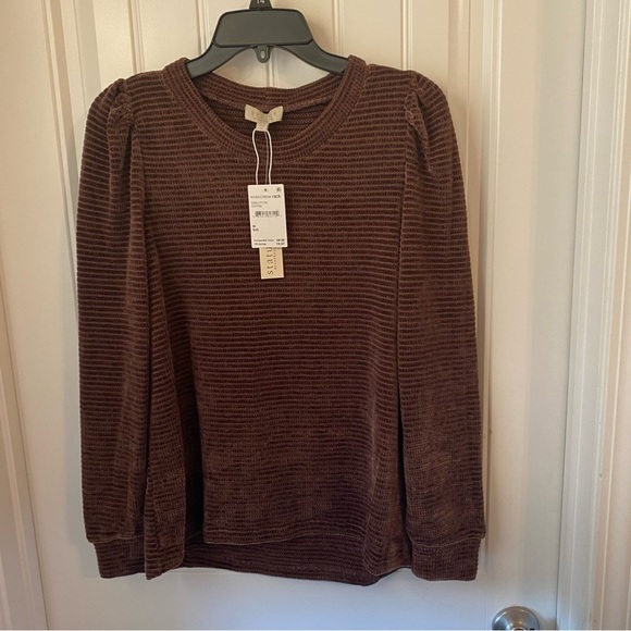 Status by Chennault sweater Size M NWT brown velour type feel - Picture 1 of 10